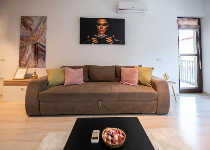 Apartment Moonlight *