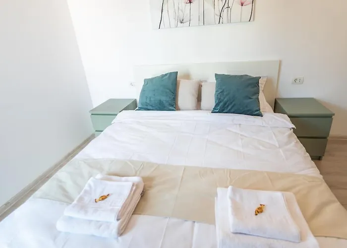 Moonlight Apartment *